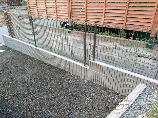 宮城県石巻市ののフェンス・柵 ハイグリッドフェンスUF8型 フリーポールタイプ 施工例