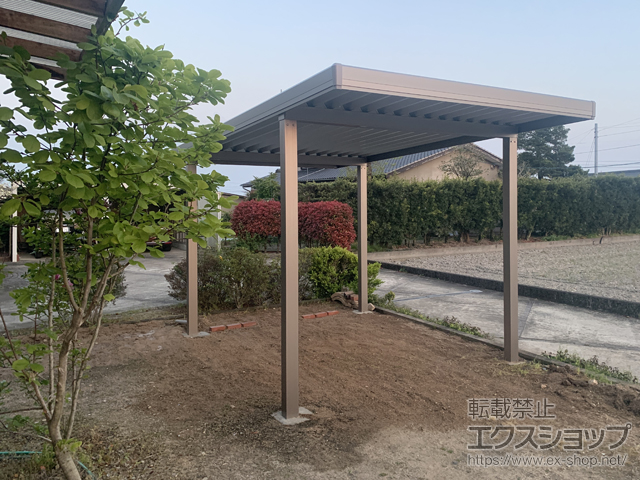 佐賀県杵島郡白石町のLIXIL リクシル（トステム）のカーポート テリオスポートIII 900 角柱4本柱 積雪〜30cm対応 施工例