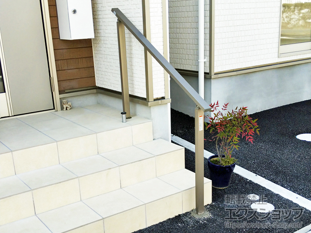 京都府亀岡市のの手すり アーキレール歩行補助手すり 施工例