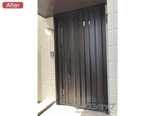 神奈川県藤沢市のLIXIL リクシル（トステム）の玄関ドア リシェント玄関ドア3 断熱K4仕様 親子仕様(ランマ無)R G14型 ※手動仕様 施工例