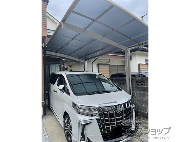 神奈川県相模原市ののカーポート ネスカR (ラウンドスタイル) 積雪〜20cm対応 施工例