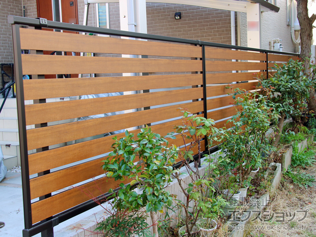 埼玉県春日部市ののフェンス・柵 モクアルフェンス 横板タイプ 自由柱施工 施工例