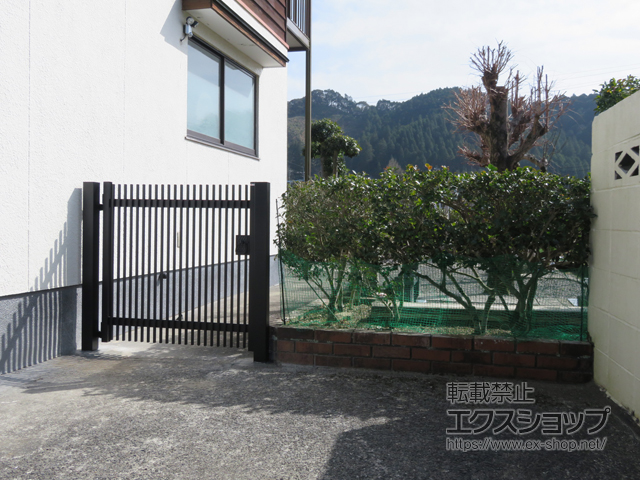 大分県佐伯市のの門扉 HA1型 片開き　門柱使用 施工例