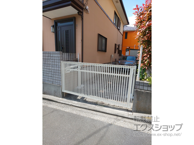 神奈川県横浜市ののカーゲート オーバードアS2型 手動式 施工例