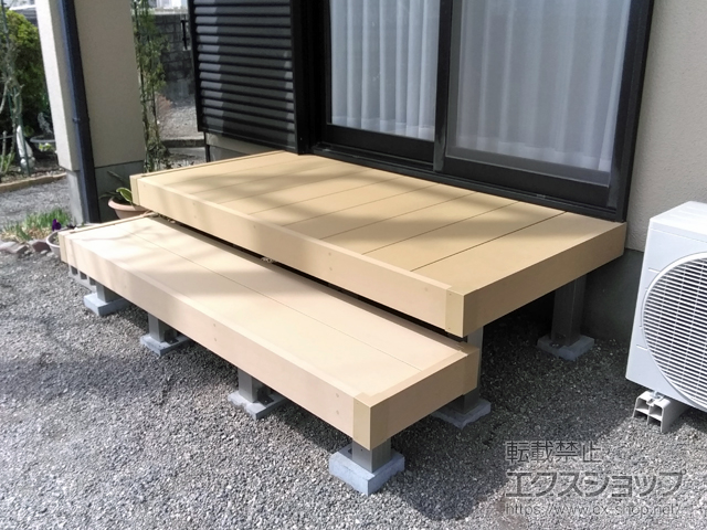 群馬県高崎市ののウッドデッキ リウッドデッキ 200 施工例