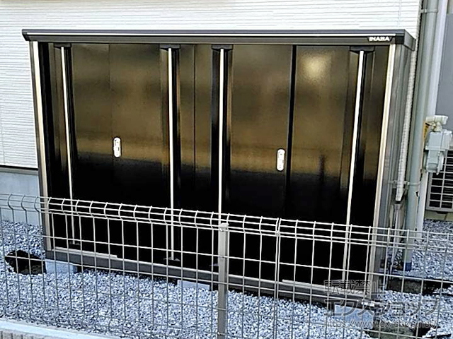 神奈川県藤沢市のの物置・屋外倉庫 ナイソーシスター　1940×720×1303（KMW-197C） KMW-197C-CB 施工例