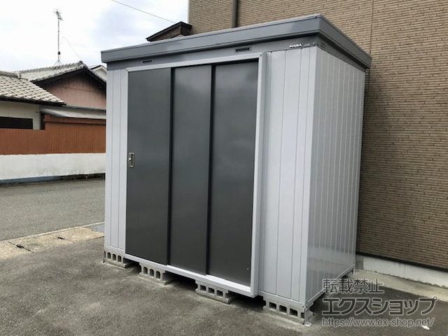 福岡県糟屋郡宇美町のの物置・屋外倉庫 断熱物置 ネクスタプラス 扉タイプ 一般型 2630×1370×2375 NXP-36HT-PG 施工例