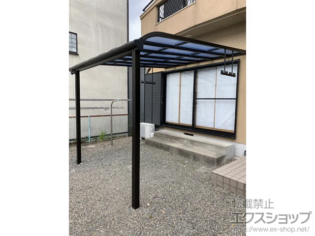大阪府高槻市のYKKAPのテラス屋根 ソラリア R型 テラスタイプ 単体 積雪～20cm対応 施工例