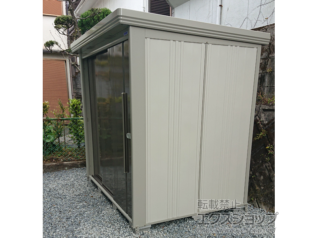 鹿児島県鹿児島市のの物置・屋外倉庫 Mr.ストックマンダンディ 一般型 2200×1590×2110 ND-2215-B 施工例