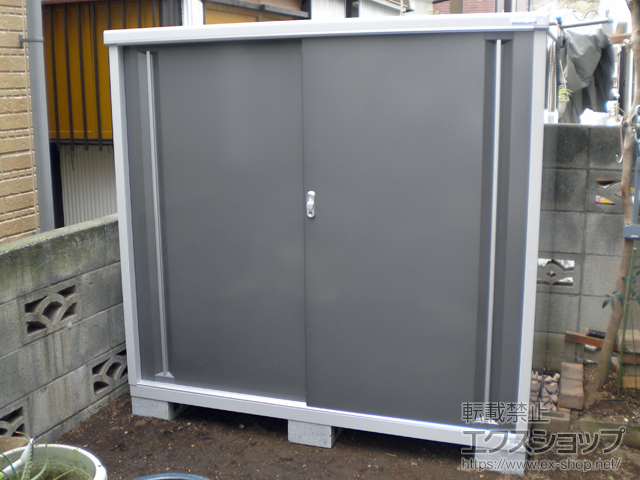 神奈川県横浜市のの物置・屋外倉庫 シンプリー 一般型 1740×905×1603 MJX-179D-P-PG 施工例