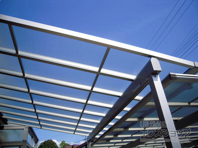 鹿児島県鹿児島市ののテラス屋根 ソラリア F型 テラスタイプ 単体 積雪〜20cm対応 施工例