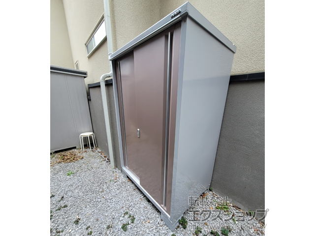 神奈川県横浜市のの物置・屋外倉庫 シンプリー 一般型 1320×905×1903 MJX-139E-AR 施工例