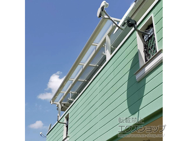 愛知県みよし市ののバルコニー・ベランダ屋根 ソラリア F型 屋根タイプ 単体 積雪〜20cm対応 施工例