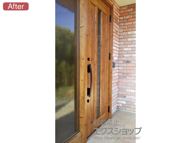 茨城県神栖市のLIXIL リクシル（トステム）の玄関ドア リシェント玄関ドア3 アルミ仕様 片開き仕様(ランマ無)R C12N型 ※手動仕様 施工例