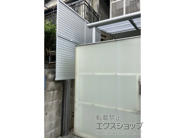 東京都品川区のLIXIL(リクシル)のフェンス・柵・塀 フェンスAB YM2型 横目隠し2 多段柱(パネル2段) 施工例