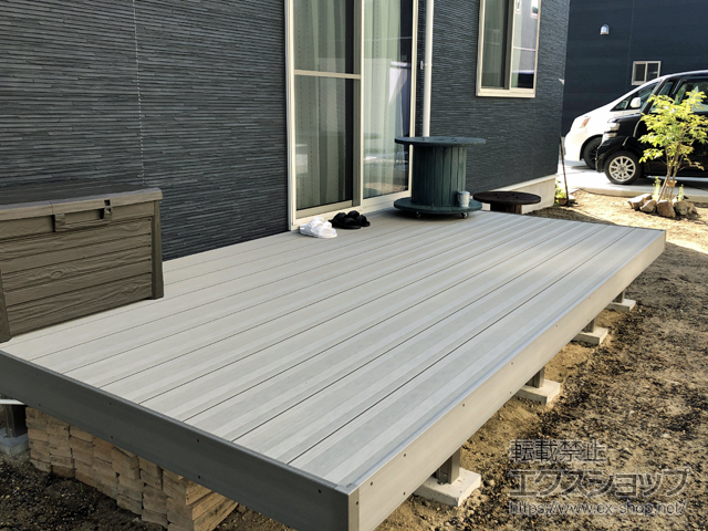 福島県河沼郡会津坂下町ののウッドデッキ 樹ら楽ステージ 木彫 施工例