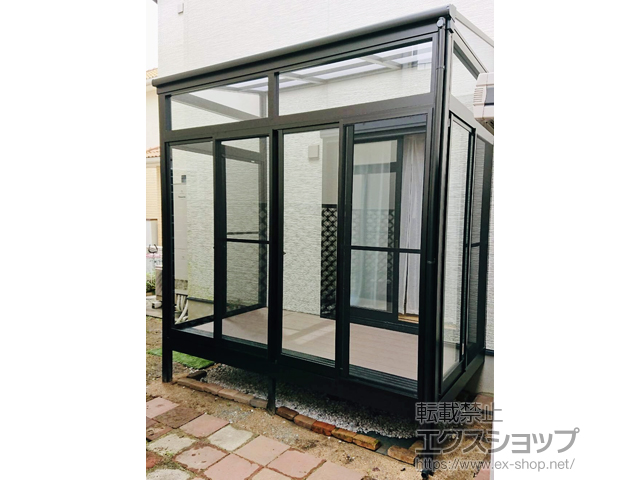 兵庫県加古川市ののテラス囲い・サンルーム サニージュF型 床納まり ランマ付き（FIX） 積雪20cm対応 ＊ガラス組込み仕様 施工例