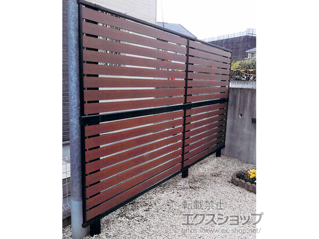 東京都八王子市ののフェンス・柵 ルシアスフェンスF04型 横板 木目カラー 2段支柱 自立建て用 施工例