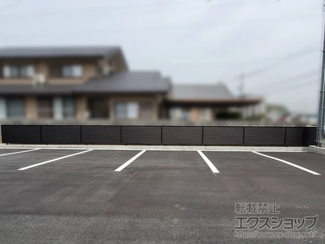滋賀県長浜市のValue Selectのフェンス・柵・塀 ミエーネフェンス 目隠しルーバータイプ・自由柱施工 施工例