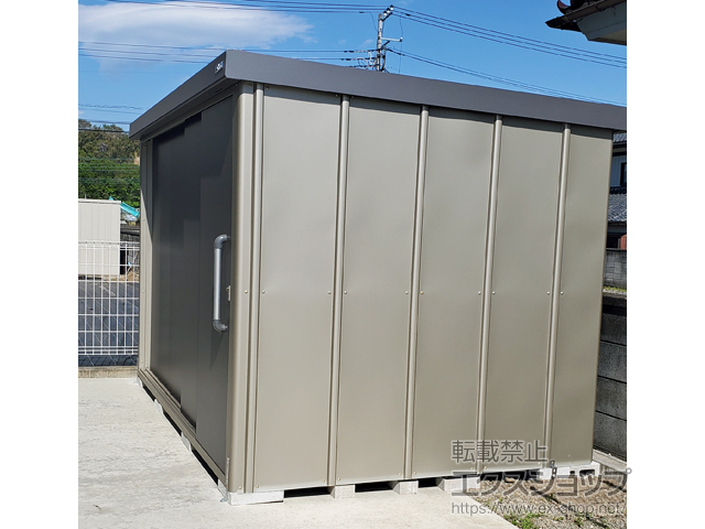 群馬県渋川市のの物置・屋外倉庫 エスケーエイト SK8-180 一般型 3000×2000×1940 SK8-180-GK 施工例