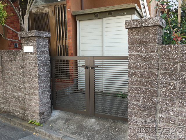 東京都北区のの門扉 開き門扉AB YR2型 両開き　柱使用 施工例