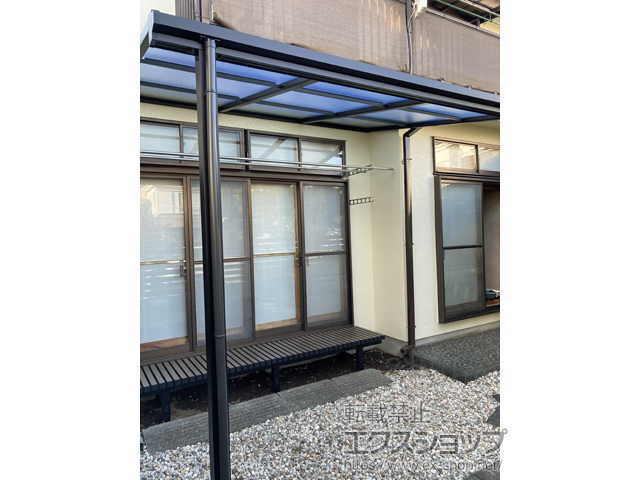 東京都東大和市ののテラス屋根 ソラリア F型 テラスタイプ 単体 積雪〜20cm対応 施工例
