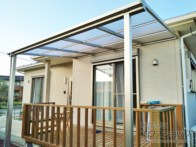 埼玉県川越市ののテラス屋根 ソラリア F型 テラスタイプ 単体 積雪〜20cm対応 施工例