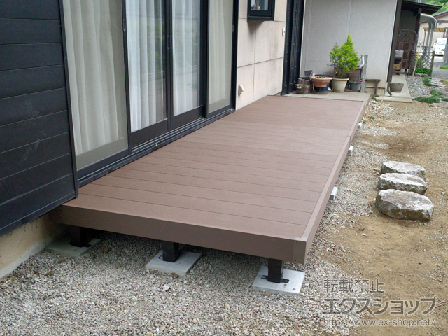 栃木県佐野市ののウッドデッキ リウッドデッキ 200 施工例