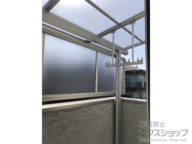 大阪府富田林市ののバルコニー・ベランダ屋根 ソラリア F型 屋根タイプ 単体 積雪〜20cm対応 施工例