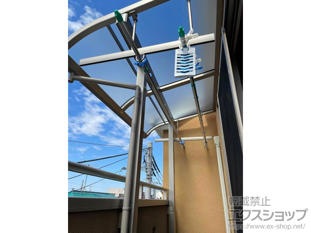 千葉県市川市ののバルコニー・ベランダ屋根 スピーネ R型 屋根タイプ 単体 積雪〜20cm対応 施工例
