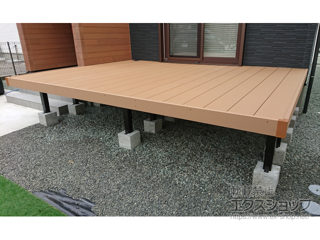 秋田県秋田市ののウッドデッキ リウッドデッキ 200 施工例