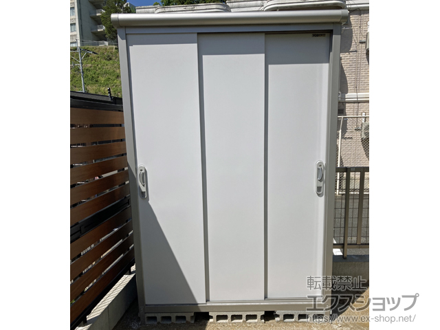 福岡県太宰府市のの物置・屋外倉庫 エスモ 一般型 1350×520×1959（ESE-1305A） ESE-1305A-PW 施工例