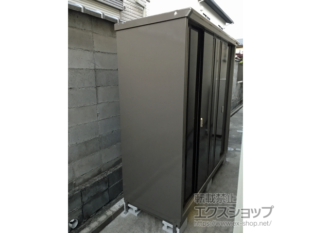 京都府京都市のの物置・屋外倉庫 ナイソーシスター　1940×720×1903（KMW-197E-P） KMW-197E-P-CB 施工例