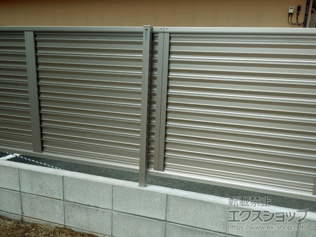 福岡県久留米市ののフェンス・柵 ミエーネフェンス 目隠しルーバータイプ 自由柱施工 施工例