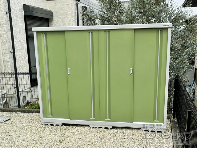 岐阜県可児市のの物置・屋外倉庫 シンプリー 一般型 2160×755×1603 MJX-217D-P-LG 施工例