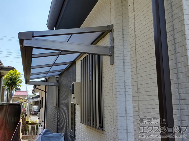 千葉県袖ケ浦市ののバルコニー・ベランダ屋根 スピーネ F型 ルーフタイプ 単体 積雪〜20cm対応 施工例