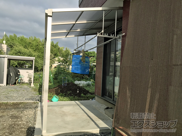 栃木県宇都宮市ののテラス屋根 ソラリア F型 テラスタイプ 単体 積雪〜20cm対応 施工例