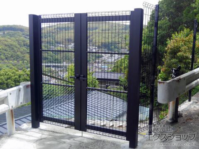 長崎県長崎市のの門扉 イーネット門扉A1型 両開き　門柱使用 施工例