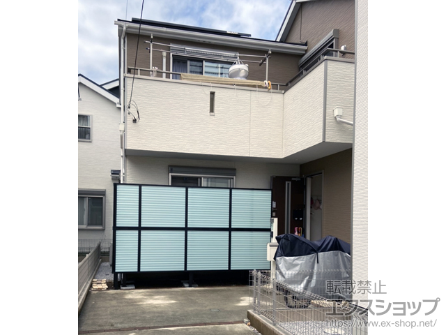 東京都立川市ののフェンス・柵 フェンスAB YT2型 採光ルーバー　多段柱(パネル2段) 施工例