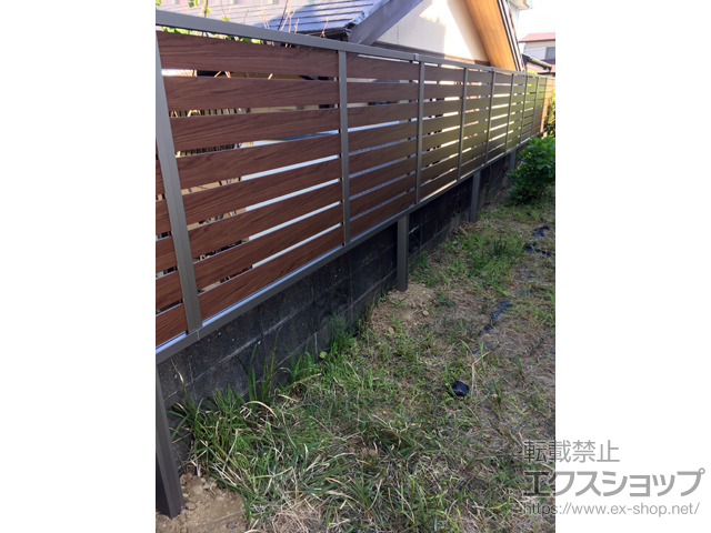 福岡県福岡市ののフェンス・柵 モクハイフェンス アルミ多段柱仕様（パネル1段） 施工例