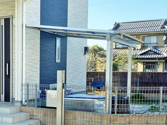 埼玉県熊谷市ののテラス屋根 ソラリア F型 テラスタイプ 単体 積雪〜20cm対応 施工例