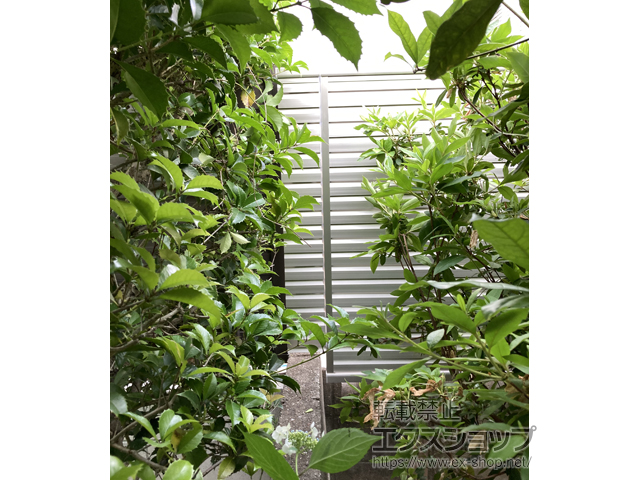 福岡県福岡市ののフェンス・柵 シンプレオフェンス13型 ルーバー 自由柱施工 施工例