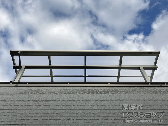 兵庫県明石市ののバルコニー・ベランダ屋根 ソラリア F型 屋根タイプ 単体 積雪〜20cm対応 施工例