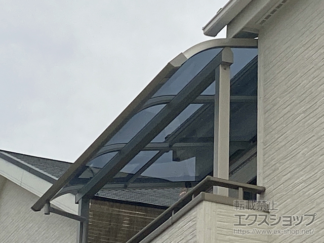 兵庫県加古郡播磨町ののバルコニー・ベランダ屋根 ソラリア R型 屋根タイプ 単体 積雪〜20cm対応 施工例