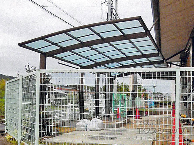 奈良県大和郡山市ののカーポート レイナポートグラン 縦連棟　積雪〜20cm対応 施工例