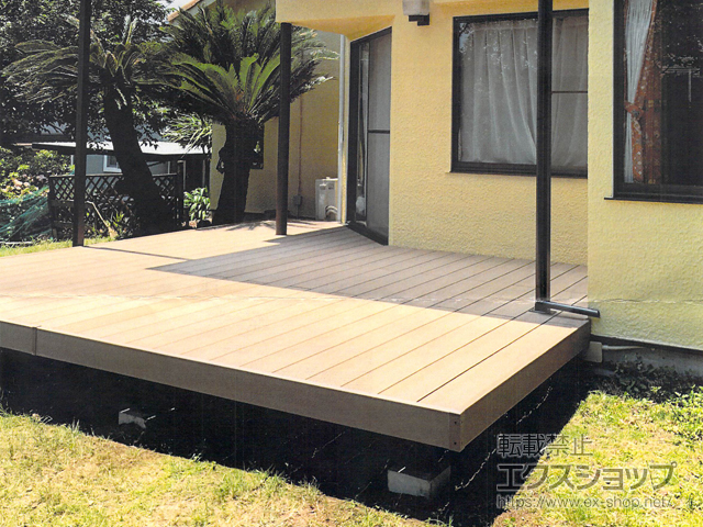 静岡県伊東市ののウッドデッキ 樹ら楽ステージ *変形納まり 施工例