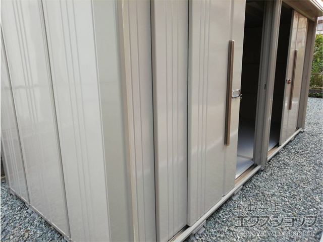 三重県多気郡明和町のの物置・屋外倉庫 Mr.ストックマンダンディ 一般型 結露減少型 4415×1922×2110 *扉2ヶ所 ND-Z4419-W 施工例