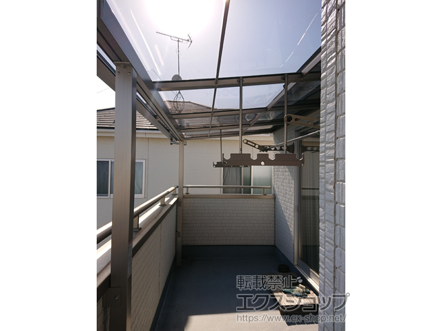 埼玉県南埼玉郡宮代町ののバルコニー・ベランダ屋根 スピーネ F型 屋根タイプ 単体 積雪〜20cm対応 施工例