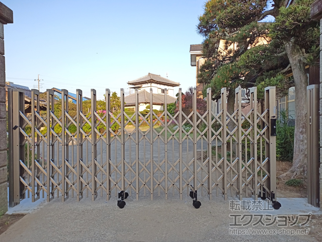 千葉県香取郡東庄町ののカーゲート トリップゲートII P型 ペットガード付き ノンレール 片開き 33S 施工例