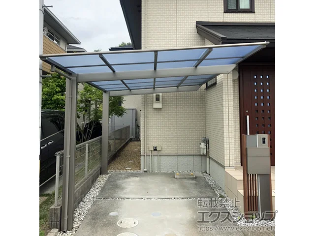 大阪府羽曳野市のValue Selectのカーポート ソリッドポート 積雪～20cm対応 施工例